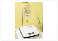 ソニックサージオン（電動式骨手術器械）